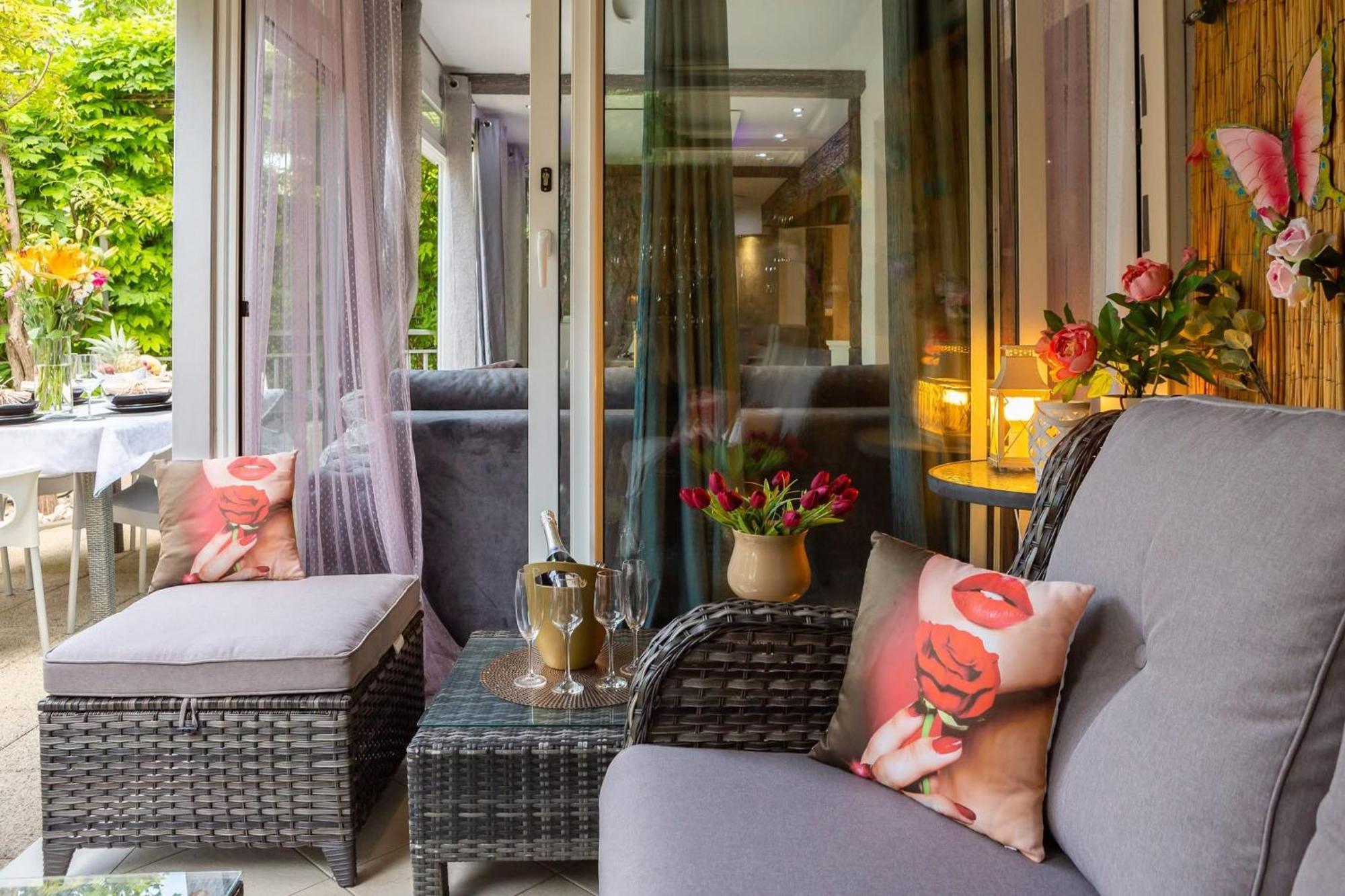 Beachfront Apartment Romilda Макарска Екстериор снимка